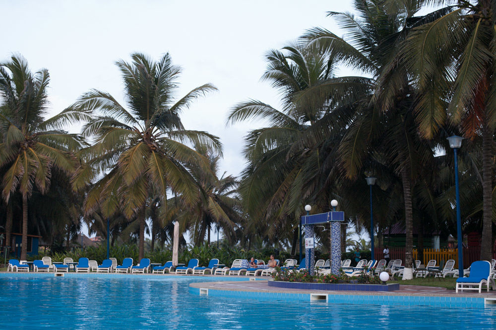La Palm Royal Beach Hotel Аккра Экстерьер фото